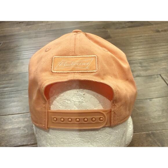 Melonwear Chicago Cubs 1979 Era Logo Budweiser Embroidered Peach Snapback Hat - Picture 6 of 9